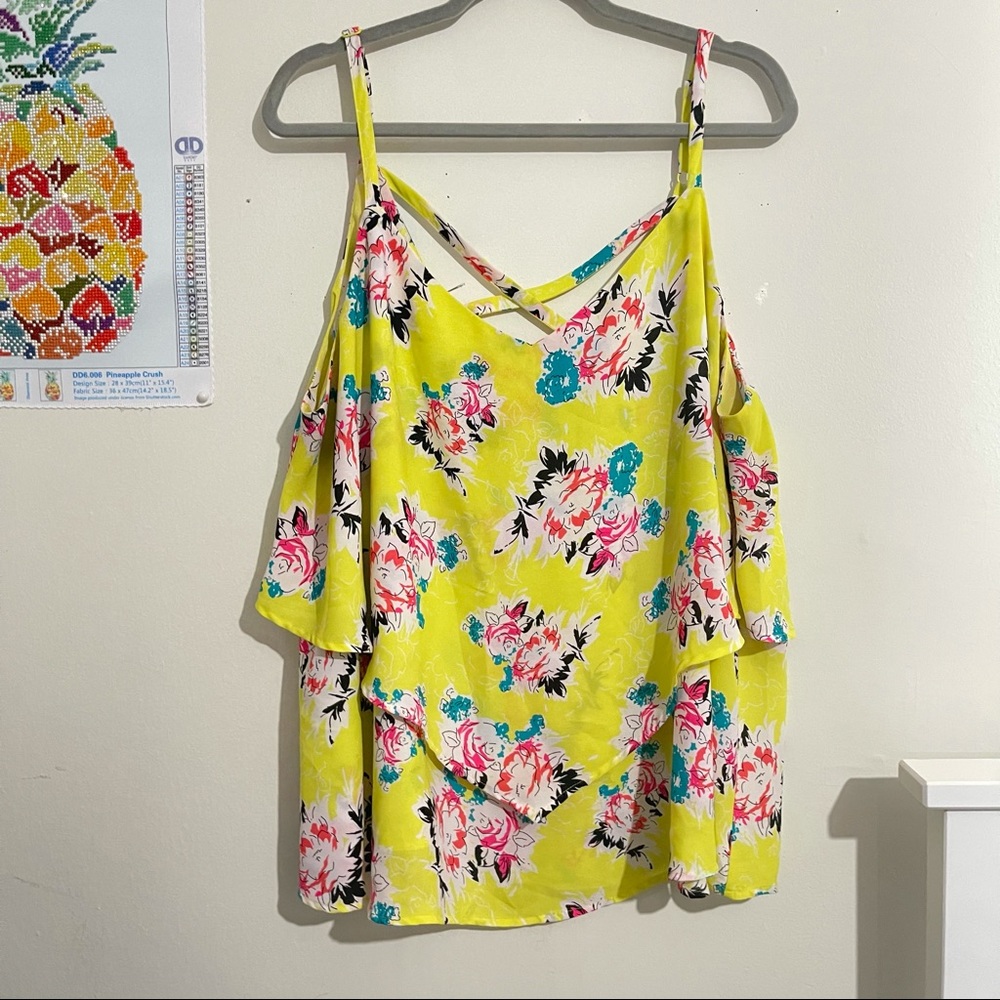 TORRID Yellow Floral Blouse Size 3X